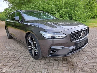 Volvo V90 Volvo V90 2.0 T8 Twin Engine AWD R-Design|Pano|Trekhaak|Leder|B&W - afbeelding nr 11