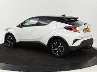 Toyota C-HR Toyota C-HR 1.8 Hybrid Style | Stoelverwarming | Trekhaak |  Adaptive cruise | JBL Sound | Camera | Navigatie | Keyless | Dodehoek detectie - afbeelding nr 2