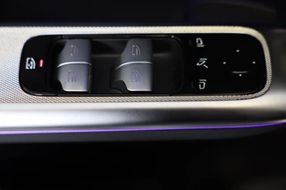 Mercedes-Benz GLC Mercedes-Benz GLC-klasse 300e 4MATIC AMG 63 Look / Memory / Burmester / Head Up / Open Pano / 360 Camera / Acc / Trekhaak / 21 Inc - afbeelding nr 16