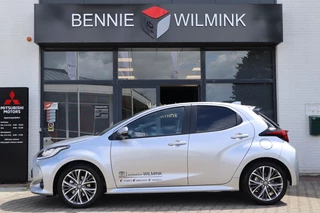 Toyota Yaris Toyota Yaris 1.5 Hybrid 130 Executive Stuur/Stoelverw/Dodehoek/PDC - afbeelding nr 3