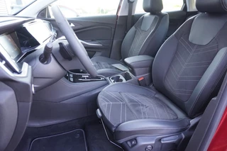Opel Grandland Opel Grandland 1.2 Turbo Ultimate Automaat / Camera / Stoel- en stuurverwarming / Navi / Alcantara - afbeelding nr 16