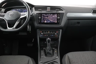 Volkswagen Tiguan Volkswagen Tiguan 1.4 TSI eHybrid Life | Stoel & stuurverwarming |  Carplay | Adaptive cruise | Full LED | Navigatie | Parkeerhulp | Active Info Display - afbeelding nr 7