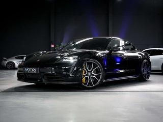 Porsche Taycan Turbo S - PCCB - Rear Axle Steering - Bose - Pano