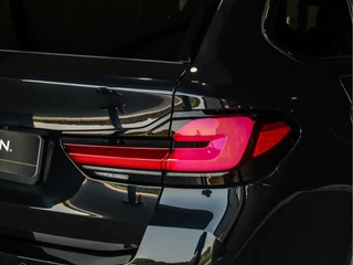 BMW 5 Serie BMW 5 Serie Touring 530e 292PK High Executive M-Sport | LASER LED | HEAD-UP | PANORAMADAK | SHADOW LINE | ADAPTIVE CRUISE | - afbeelding nr 50