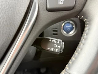 Toyota Auris Toyota Auris 1.8 Hybrid Dynamic Go 1e Eigenaar,Navi,Camera,Lm Velgen,136pk,Weinig Km,Apk tot 05-2027 - afbeelding nr 18
