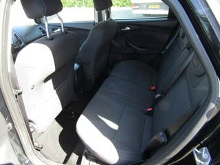 Ford Focus Ford Focus 1.6 EcoBoost Titanium | PDC, Stoelverwarming, Trekhaak - afbeelding nr 22