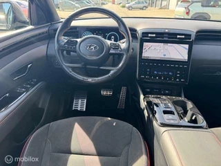 Hyundai Tucson Hyundai Tucson 1.6 T PHEV 265pk  N Line 4WD  65km Electr rijden  hierna Hybride , N-Line Luxe uitvoering ,  360o camera ,  Dodehoek detectie , Electr achterklep  03-2027 Fab Garantie - afbeelding nr 18