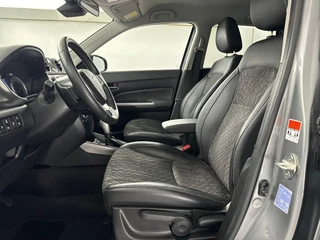 Suzuki Vitara Suzuki Vitara 1.4 Boosterjet Style Smart Hybrid Automaat | Navigatie | Lederen Bekleding | Adaptieve Cruise Control - afbeelding nr 19