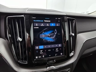 Volvo XC60 Volvo XC60 2.0 T6 AWD Plus Dark - afbeelding nr 18