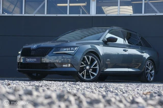 Škoda Superb Skoda Superb Combi 1.5 TSI ACT Sportline BNS Pano Cruise DAB - afbeelding nr 23