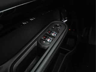 MINI Countryman MINI Countryman Mini 2.0 Cooper S E ALL4 Chili Aut. *PANO | HARMAN-KARDON | LEDER | LED | NAVI | HEAD-UP | 19