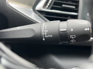 Peugeot 308 Peugeot 308 PureTech 130 EAT6 Allure | Panoramadak | Camera achter | Carplay/Android Auto | - afbeelding nr 23