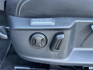 Volkswagen Passat Panoramadak Led Matrix ACC Camera Parkeersensoren Chroom Pakket Stoelverwarming 1/2 Leder Alcantara NL Auto 1e Eigenaar - afbeelding nr 35