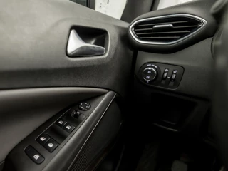 Opel Crossland X Opel Crossland X 1.2 Turbo Innovation Sport 131Pk (APPLE CARPLAY, GROOT NAVI, CLIMATE, KEYLESS, LM VELGEN, LEDER, SPORTSTOELEN, TREKHAAK, CRUISE, PARKEERSENSOREN, NIEUWE APK, NIEUWSTAAT) - afbeelding nr 21