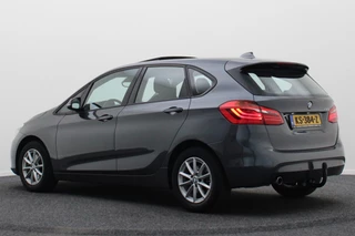 BMW 2 Serie BMW 2 Serie Active Tourer 218i Essential Climate, Panoramadak, Stoelverwarming, Bluetooth, Navigatie, Trekhaak, 16'' - afbeelding nr 3
