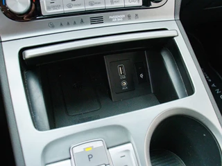Hyundai Kona Hyundai Kona EV Premium 64 kWh | Warmtepomp | Snelladen - afbeelding nr 36