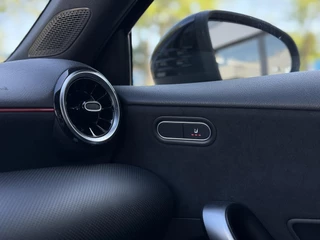 Mercedes-Benz A-Klasse Mercedes-Benz A-klasse 160 Business Sol. AMG | Navi | Camera | Carplay | - afbeelding nr 28
