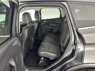 Ford Kuga Aut.*LEATHER-FABRIC | XENON | SONY-AUDIO | BLIND-SPOT | KEYLESS | NAVI-FULLMAP | CAMERA | HEATED-SPORT-SEATS | ECC | LANE-ASSIST | PDC | CRUISE | TOWBAR | 19''ALU* - afbeelding nr 9