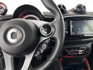 Smart Fortwo Aut. *PANO | FULL-LED | FULL-LEATHER | NAVI-FULLMAP | CAMERA | BRABUS-WHEELS | AMBIENT-LIGHT | AIRCO | PDC | CRUISE | DAB | CARPLAY | COMFORT-SEATS | 16''ALU* - afbeelding nr 18