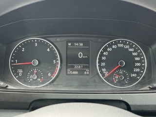 Volkswagen Transporter Volkswagen Transporter 2.0 TDI 102pk L1H1 Highline Trekhaak/Navi/Cruise/Bluetooth/Parkeersensoren - afbeelding nr 31