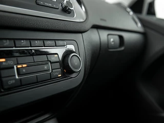 Volkswagen Tiguan Volkswagen Tiguan 1.4TSi DSG6 Cup Sport&Style | Trekhaak 1.800kg. | 2e eigenaar | Climate Control | Stoelverwarming | Parkeer pakket | Winter-pakket | Koplampsproeiers | Multifunctioneel lederen stuurwiel - afbeelding nr 42