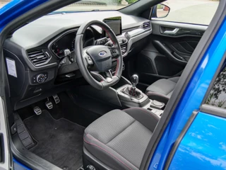 Ford Focus Ford Focus 1.0 EcoBoost ST Line Business | CAMERA | NAVIGATIE | WINTERPACK | - afbeelding nr 18