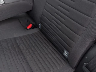 Toyota Auris Toyota Auris 1.2T 116pk Aspiration 5-Deurs | Origineel NL | 1300kg Trekgewicht | Navi | Clima | Cruise | Achteruitrijcamera | Rijstrook+Licht+Regensensor | Mistlampen | 16''lm | Trekhaak - afbeelding nr 26