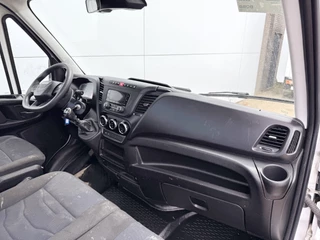 Iveco Daily Iveco Daily 35S14 2.3 L3H1 Airco Cruise Control Standkachel Trekhaak Open Laadbak Pritische Lucht geveerde stoel - afbeelding nr 8
