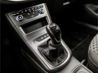 Opel Astra Opel Astra Sports Tourer 1.0 Turbo Sport (APPLE CARPLAY, GROOT NAVI, CLIMATE, GETINT GLAS, SPORTSTOELEN, PARKEERSENSOREN, CRUISE, NIEUWE APK, NIEUWSTAAT) - afbeelding nr 10
