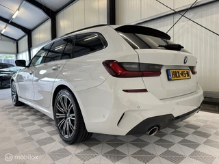 BMW 3 Serie BMW 330e Touring M sport | Shadowline | ACC | PRO | Connect - afbeelding nr 6