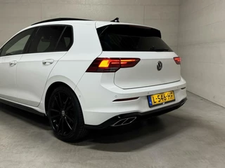 Volkswagen Golf Volkswagen Golf 1.5 eTSI 3x R-Line Pano Carplay Sfeer ACC NAP - afbeelding nr 63