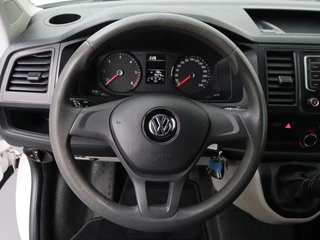 Volkswagen Transporter Volkswagen Transporter 2.0TDI Lang Imperiaal | Trekhaak | Airco | Betimmering - afbeelding nr 14
