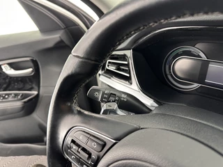 Kia Niro (INCL-BTW) Aut. *NAVI-FULLMAP | KEYLESS | ADAPTIVE-CRUISE | 1/2-LEATHER | CAMERA | ECC | PDC | LANE-ASSIST | COMFORT-SEATS  | SHIFT-PADDLES | CARPLAY | TOWBAR | 16