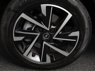 Opel Corsa Opel Corsa 1.2 Turbo 100pk GS Nieuw model! | Navigatie | Apple Carplay/Android Auto | Airco | Camera | Parkeer sensoren | Cruise Control | Lichtmetalen Velgen - afbeelding nr 3