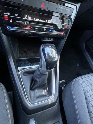 Volkswagen T-Cross Volkswagen T-Cross 1.0 TSI Life NAVI + CAMERA + DIGITAAL DASHB. I STOEL V.W. I CLIMA - afbeelding nr 10
