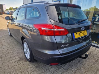 Ford Focus Ford Focus Wagon 1.0 125pk Nieuwe Distributieriem i.c.m Afl Pakket | Stoelverwarming | Trekhaak | Airco | Navigatie | - afbeelding nr 3