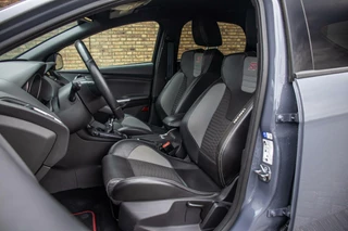 Ford Focus Ford Focus 2.0 ST, Milltek Sport, 19 Inch RS LMV, Airtec - afbeelding nr 11
