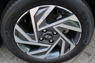 Hyundai i20 Hyundai i20 1.0 T-GDI Comf.Smart Navi/Led/Pdc/Cam/16