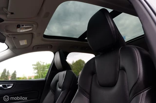 Volvo XC60 Volvo XC60 MY22 (FACELIFT) AWD T6 RECHARGE INSCRIPTION LOUNGE | GOOGLE | HARMAN KARDON | 360CAM | PANO - afbeelding nr 4