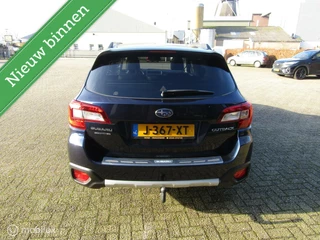 Subaru Outback Subaru Outback 2.5i Premium | Leder, Panodak, Trekhaak, Stoel- en stuurwielverwarming - afbeelding nr 4