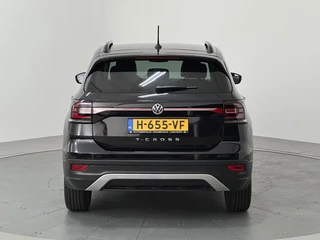 Volkswagen T-Cross Volkswagen T-Cross 1.0 TSI LIFE EXECUTIVE BLACKLINE - afbeelding nr 17