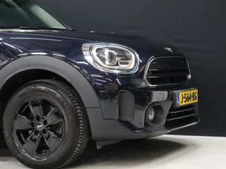 MINI Countryman MINI Countryman Mini 1.5 Cooper Sport AUTOMAAT [APPLE CARPLAY, CAMERA, STOELVERWARMING, CRUISE, CLIMATE, NIEUWSTAAT] - afbeelding nr 19