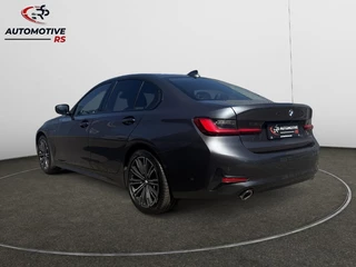 BMW 3 Serie BMW 330e Plug-in Hybrid | 66.417 km | Shadow Line | M Velgen | Achteruitrijcamera | Stoelverwarming|PDC| - afbeelding nr 16