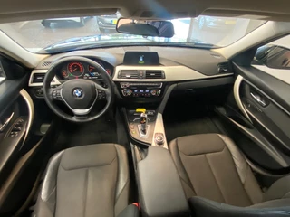 BMW 3 Serie BMW 3-serie Touring 318i Executive | LED | ELEKT ACHTERKLEP | NAVI | 18