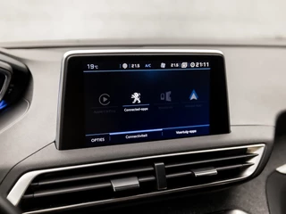 Peugeot 5008 Automaat (APPLE CARPLAY, STOELVERWARMING, LEDER, GROOT NAVI, 360 CAMERA, KEYLESS, SPORTSTOELEN, GETINT GLAS, CRUISE, NIEUWE APK, NIEUWSTAAT) - afbeelding nr 26