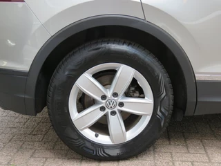 Volkswagen Tiguan Volkswagen Tiguan 1.4 TSI CON. SERIES / Led / Navi / Wegklap.haak / BOVAG garantie - afbeelding nr 15