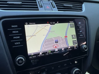 Škoda Octavia Skoda Octavia 1.0 TSI Style Business Automaat|Carplay|Trekhaak|Stoelverw.|NAP|Navi|Led - afbeelding nr 11