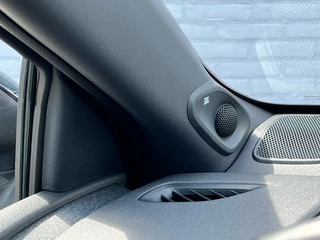 Toyota Yaris Toyota Yaris 1.5 Hybrid Executive Automaat | Pano | Navi | NL auto - afbeelding nr 28