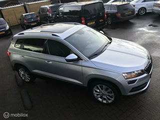 Škoda Karoq Skoda Karoq 1.0 TSI Ambition Business Trekhaak Panoramadak Mooie uitstraling Virtuele cockpit - afbeelding nr 2