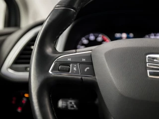 SEAT Leon 150Pk (APPLE CARPLAY, NAVIGATIE, CLIMATE, LED KOPLAMPEN, LEDER, CAMERA, SPORTSTOELEN, PARKEERSENSOREN, KEYLESS, NIEUWSTAAT) - afbeelding nr 19